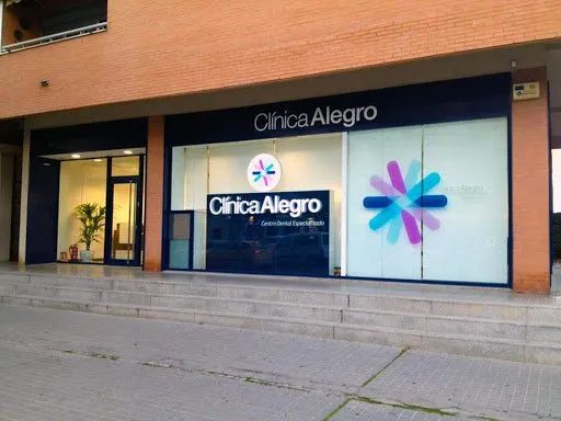 Clínica dental Alegro, Avda. Arroyo del Moro 16, Córdoba