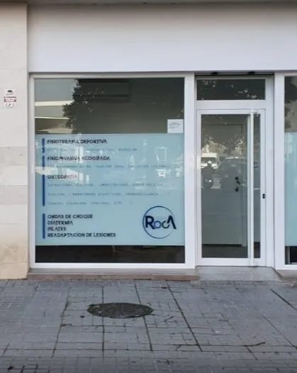 Clínica Fisioterapia y Osteopatía Roca, Avda. Vía Augusta, Córdoba