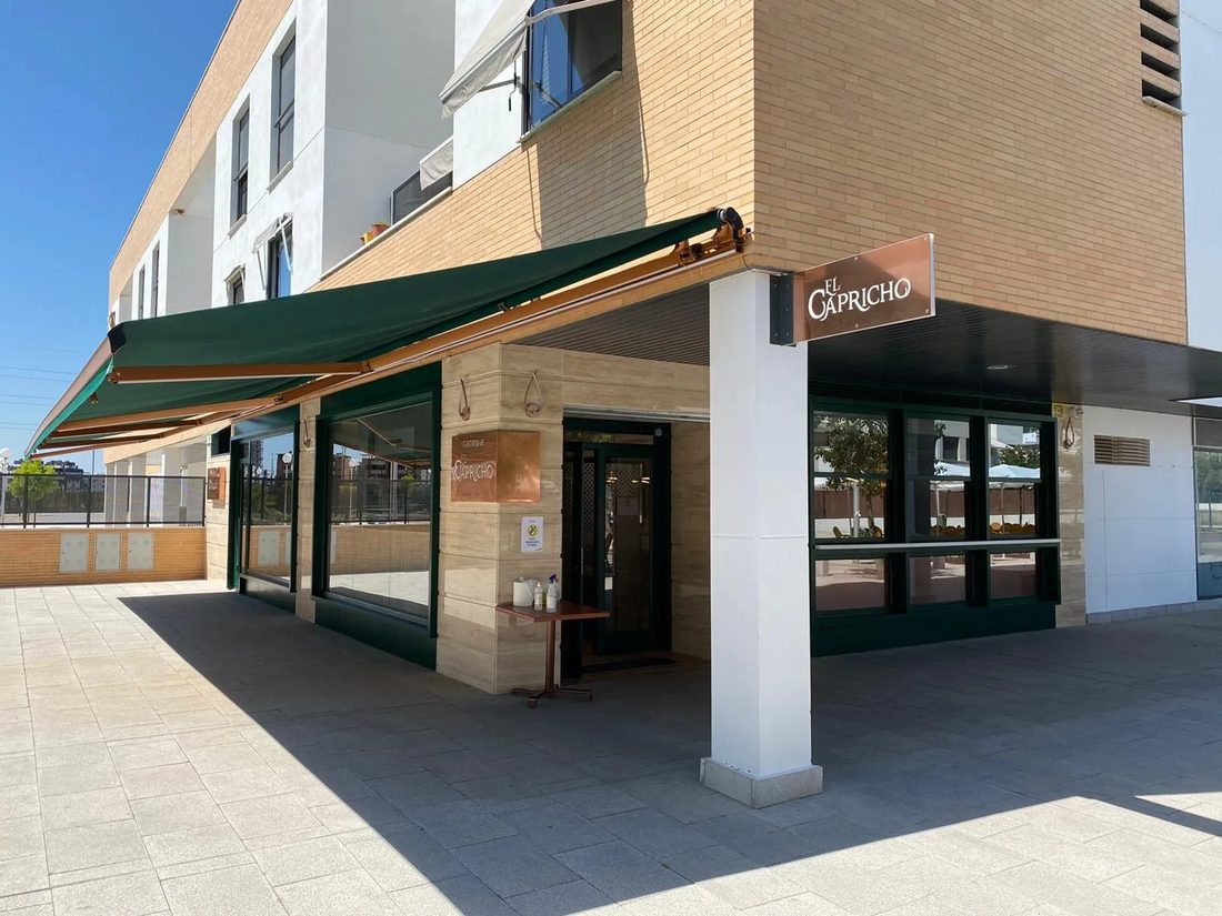 Gastrobar El Capricho, Avda. de Turruñuelos 1, Córdoba