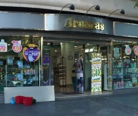 Perfumería Aromas, Plaza de Colón 1, Córdoba