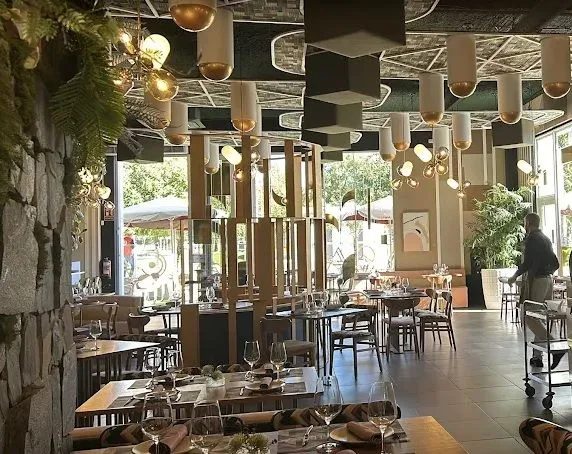 Restaurante La Caprichosa, Avda. del Mediterráneo nº 7, Córdoba
